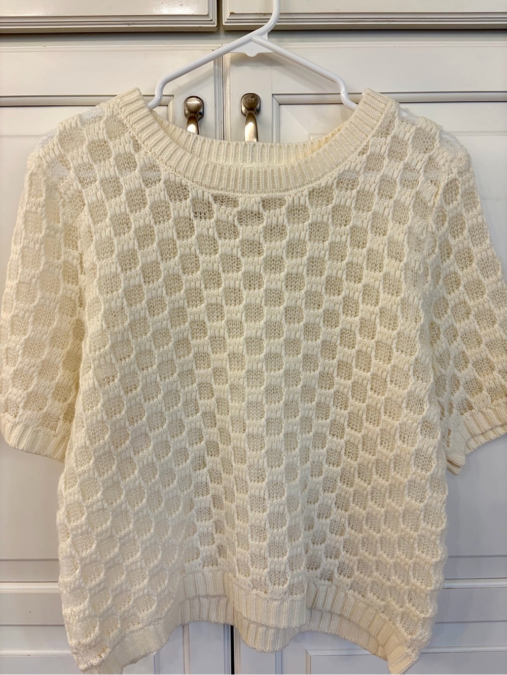 Design works Cream Cable Knit Short-Sleeve Sweater size medium